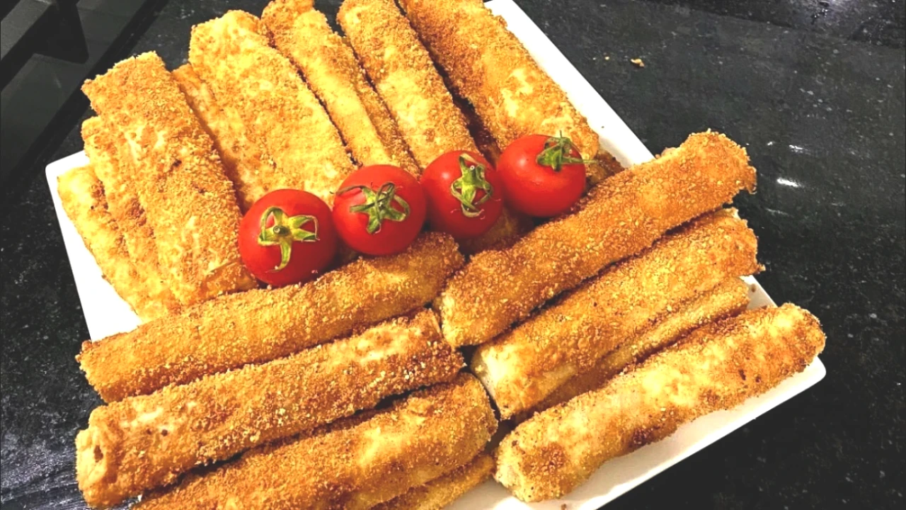 20 Dakikada Hazırlayın! Pratik ve Doyurucu Tavuklu Çıtır Börek Tarifiyle Lezzeti Yakalayın!