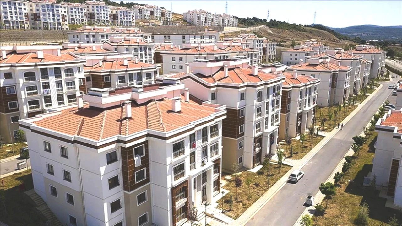 Eskişehir TOKİ 250 Bin Konut Başvurusunda kritik gelişme! Bakan Kurum Detayları Açıkladı